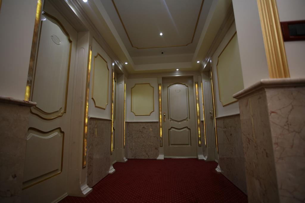 Hotel Boutique Las Тирана Екстер'єр фото