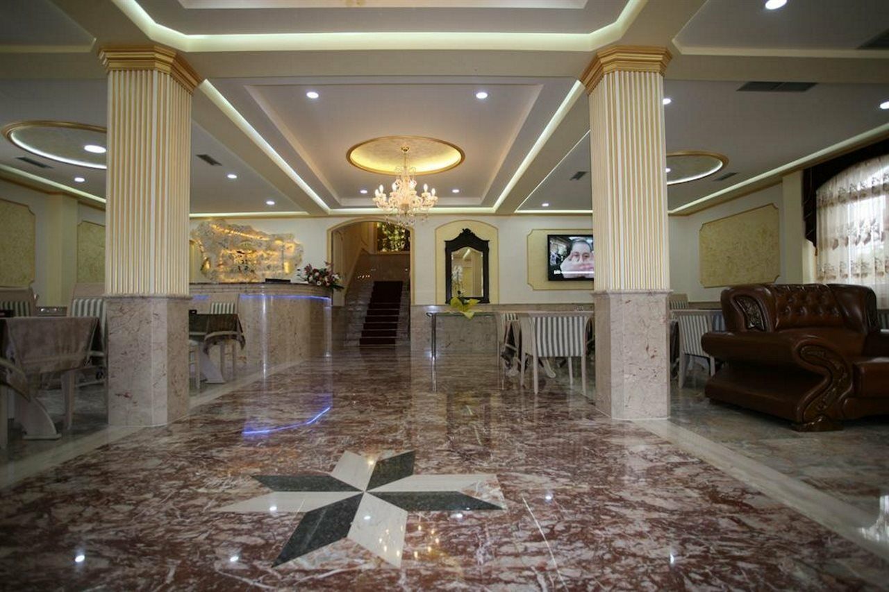 Hotel Boutique Las Тирана Екстер'єр фото